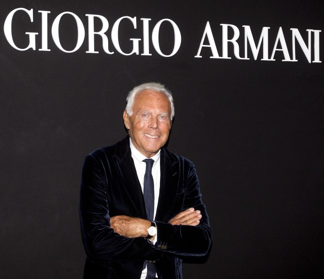 <!--:bg-->Армани протяга ръка на млади дизайнери<!--:--><!--:en-->Armani stretches his helping hand out to young designers<!--:-->