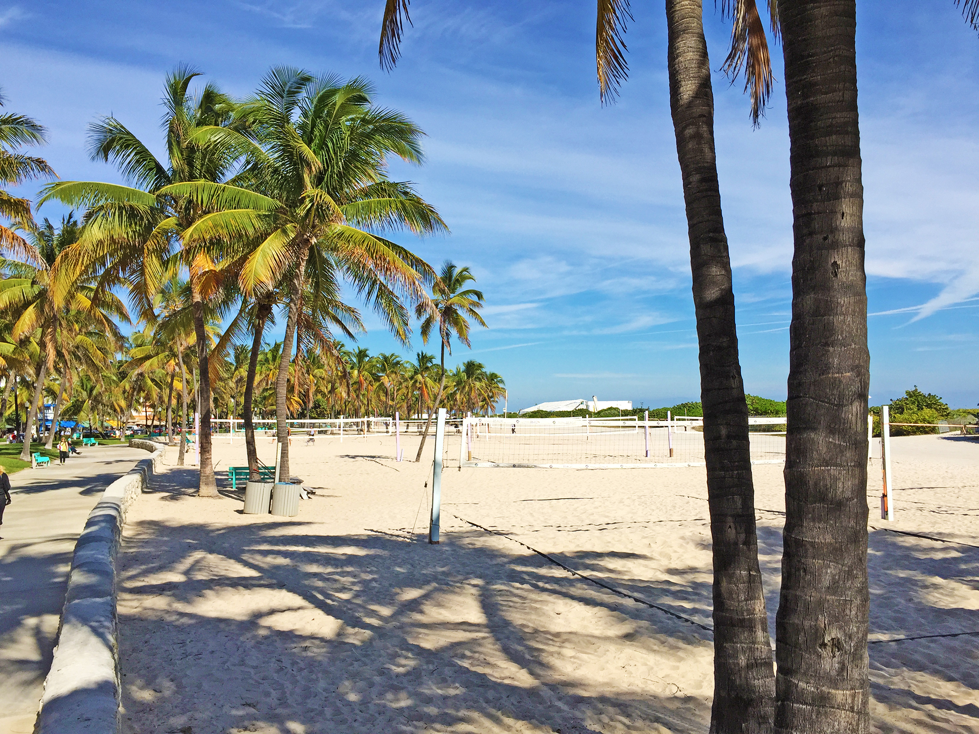 С първи стъпки в пясъка и една любов – така започва пътуването до Маями