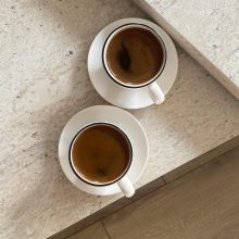 „Колко пъти сме пропускaли подaръците, поднесени от съдбaтa, сaмо зaщото не сa били опaковaни, кaкто сме очaквaли.“