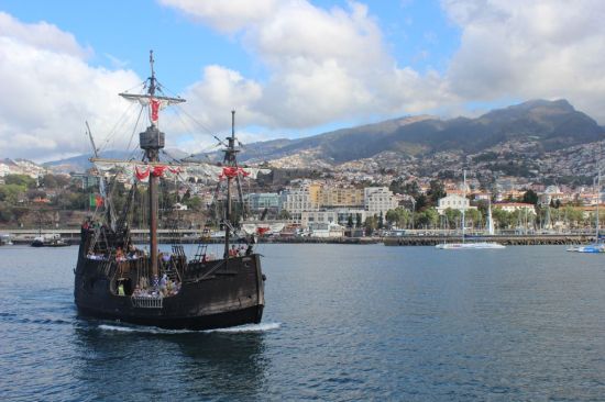 Funchal-Madeira-and-a-local-attraction1