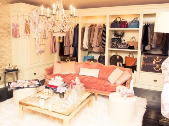 Rosie-Huntington-Whiteley-celebrity-closet