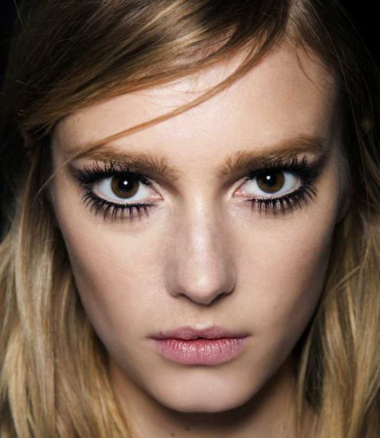 Makeup-Trends-For-Fall-Winter-Eyes-Makeup-600x690