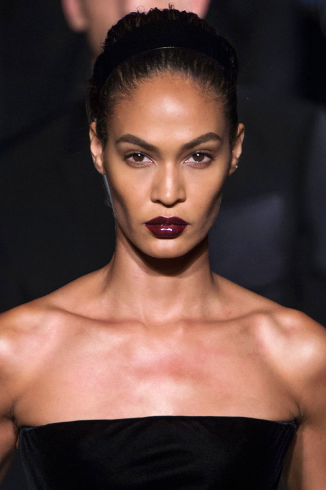 hbz-ss2016-trends-makeup-dark-lips-givenchy-clp-rs16-8309