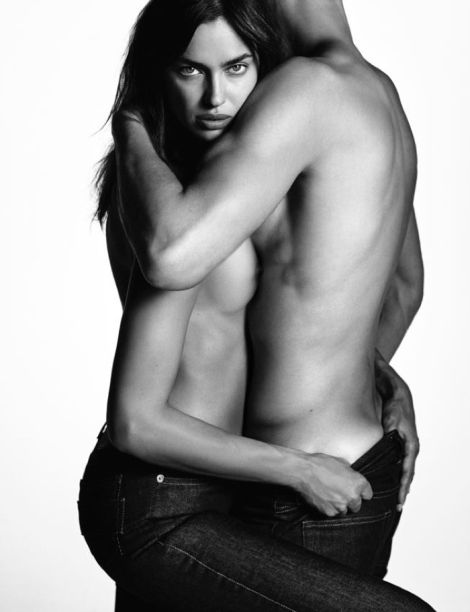 Irina-Shayk-Topless-Givenchy-Jeans-Campaign03