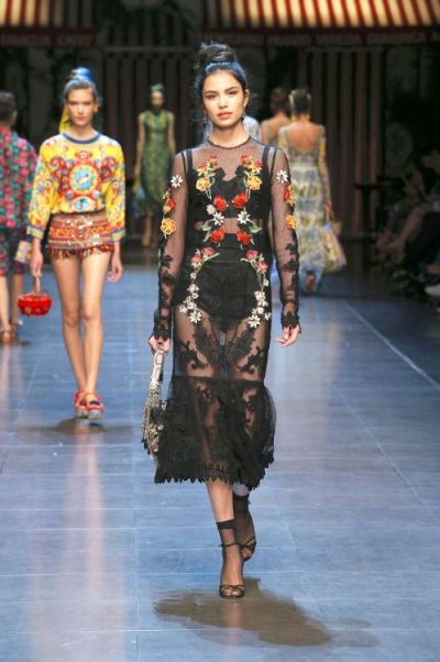 37-dolce-and-gabbana-spring-summer-2016-black-sheer-lace-dress-flower-embroidery-lingerie