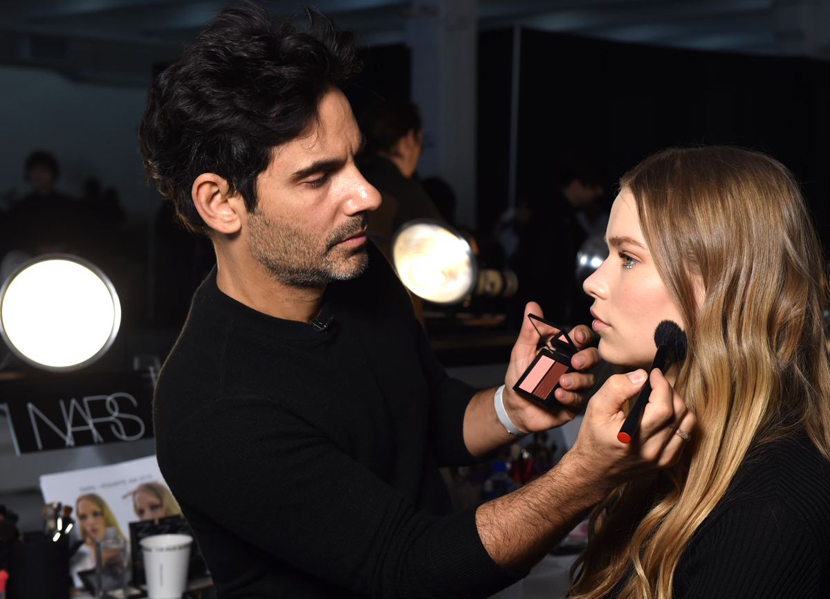 Задължителните грим продукти за тази есен