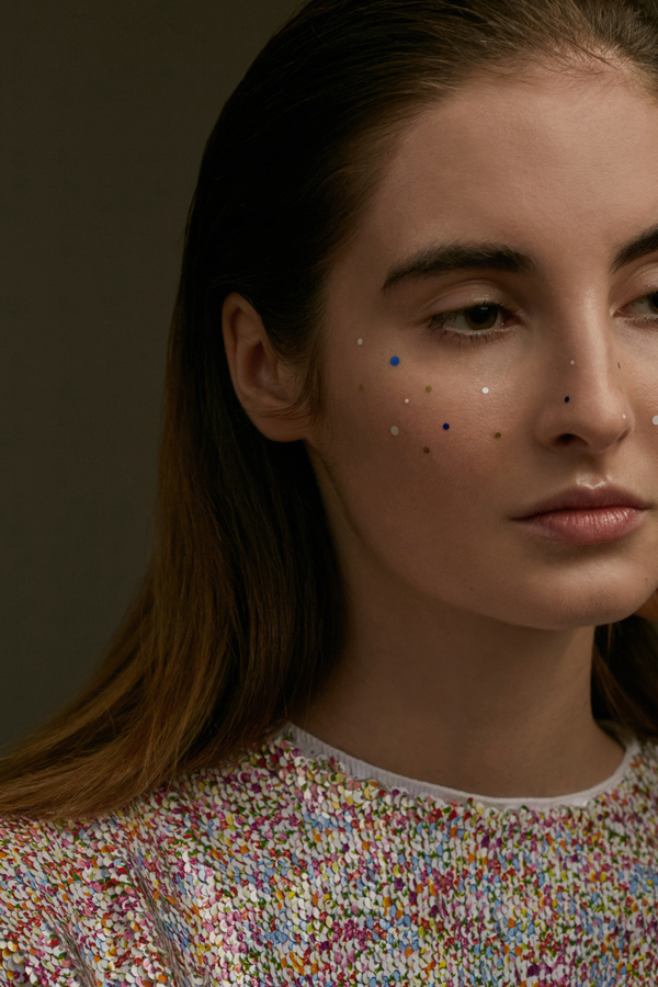 Тенденции: Грим с многоточие