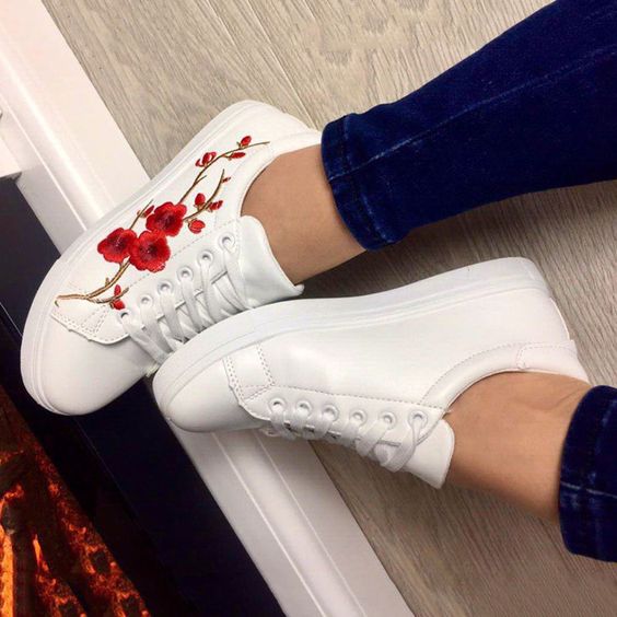 Апликирай това! Белите кецове показват характер