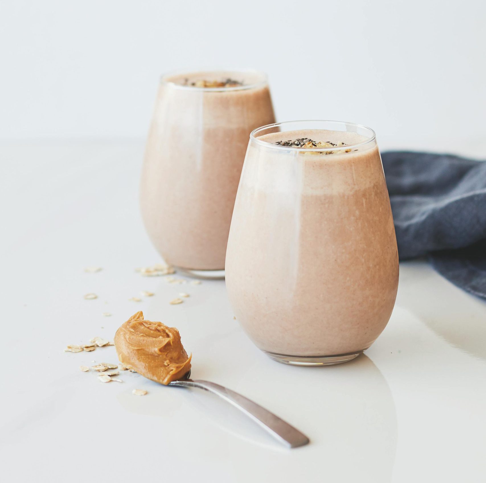 Здравословни смути изкушения с вкус на есен