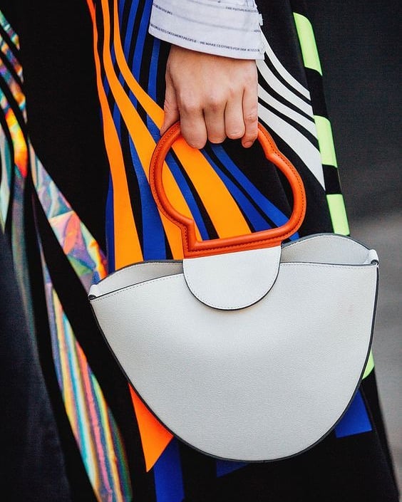 Тренд радар: бели чанти