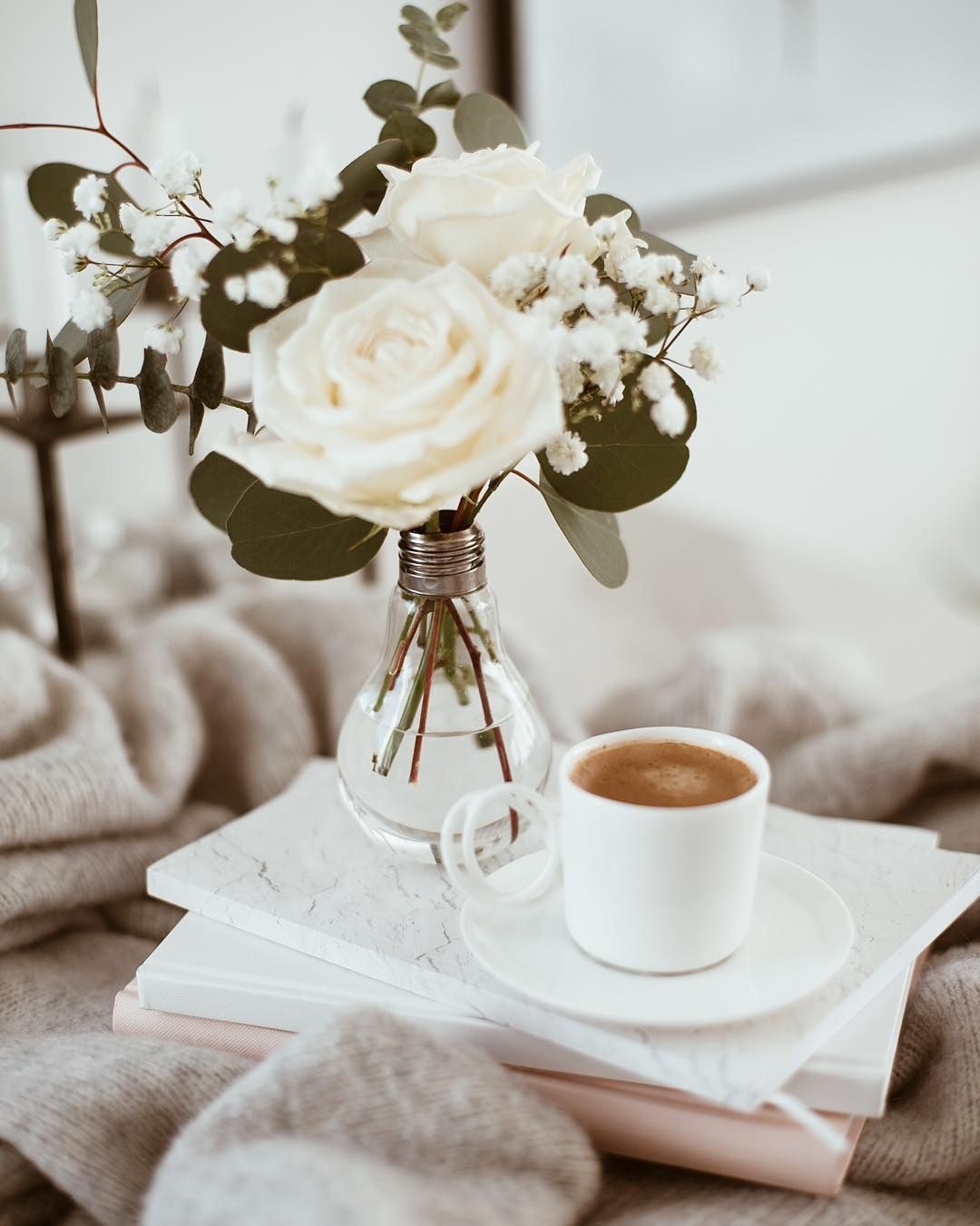 “ Животът празнува по изгрев.“