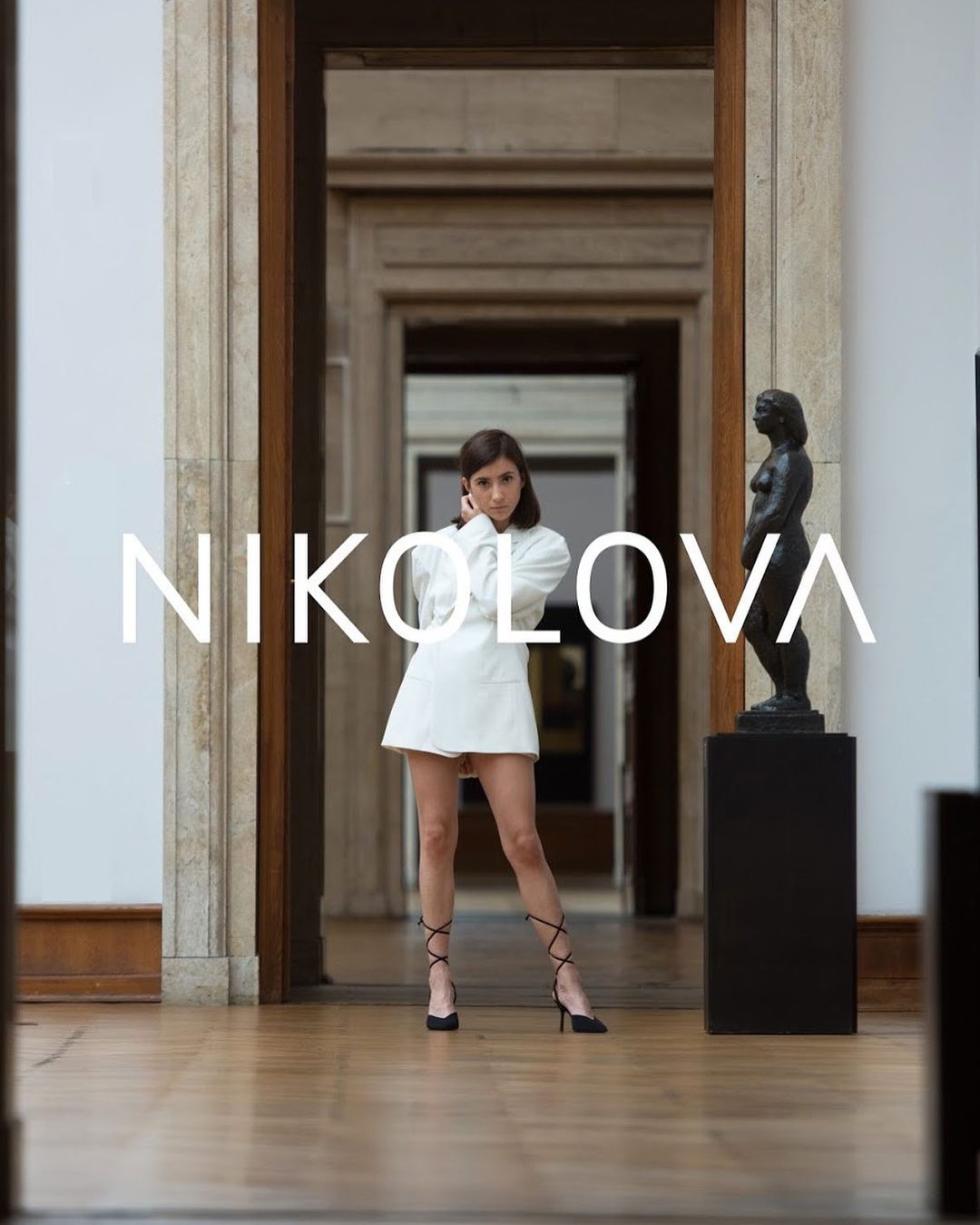 All white – белият, магичен свят на NIKOLOVA