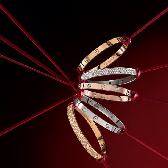 CARTIER – хищни стъпки с бляскави следи