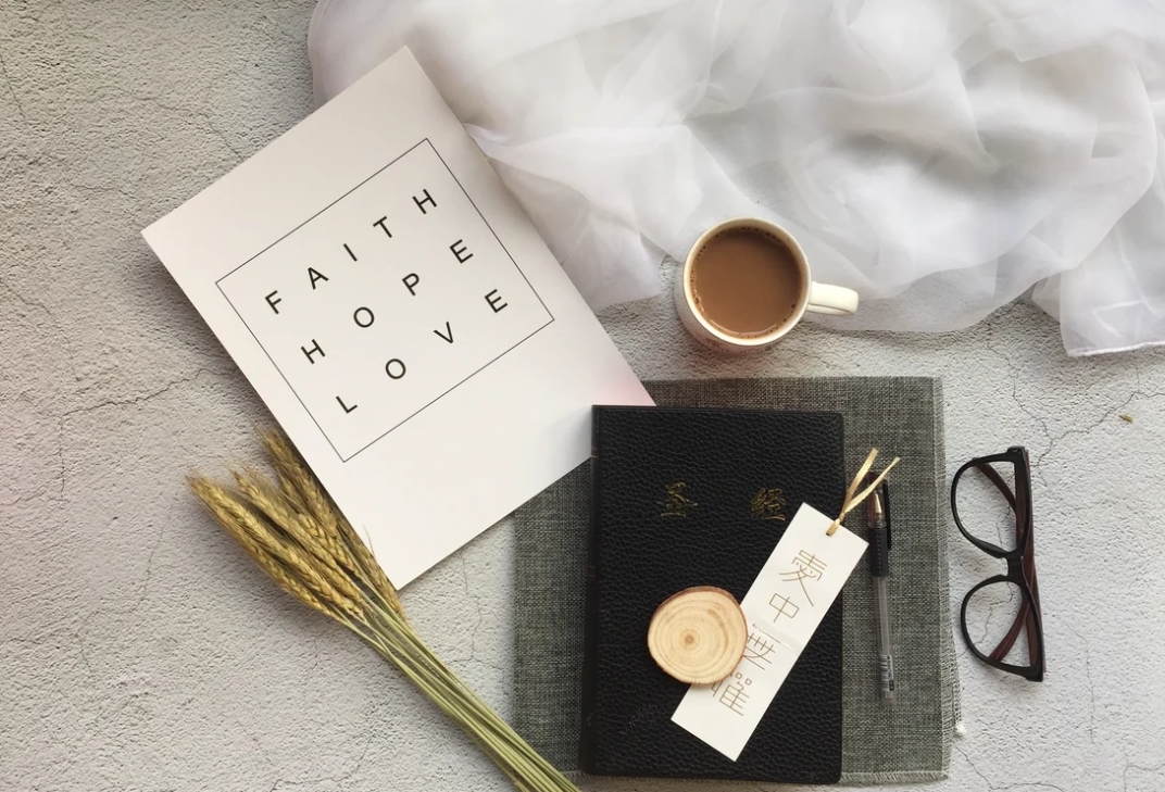 „Ако всички разбирахме вярата, надеждата и любовта по един и същ начин, светът щеше да е по-различно място.“