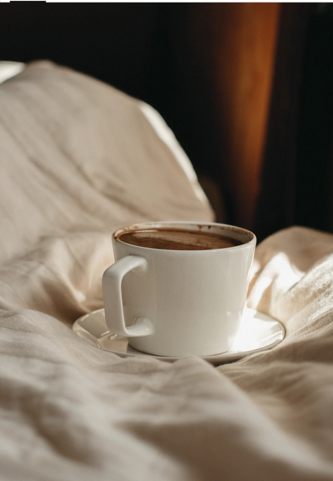 „Думите ни сътворяват дома, в който живеем.“