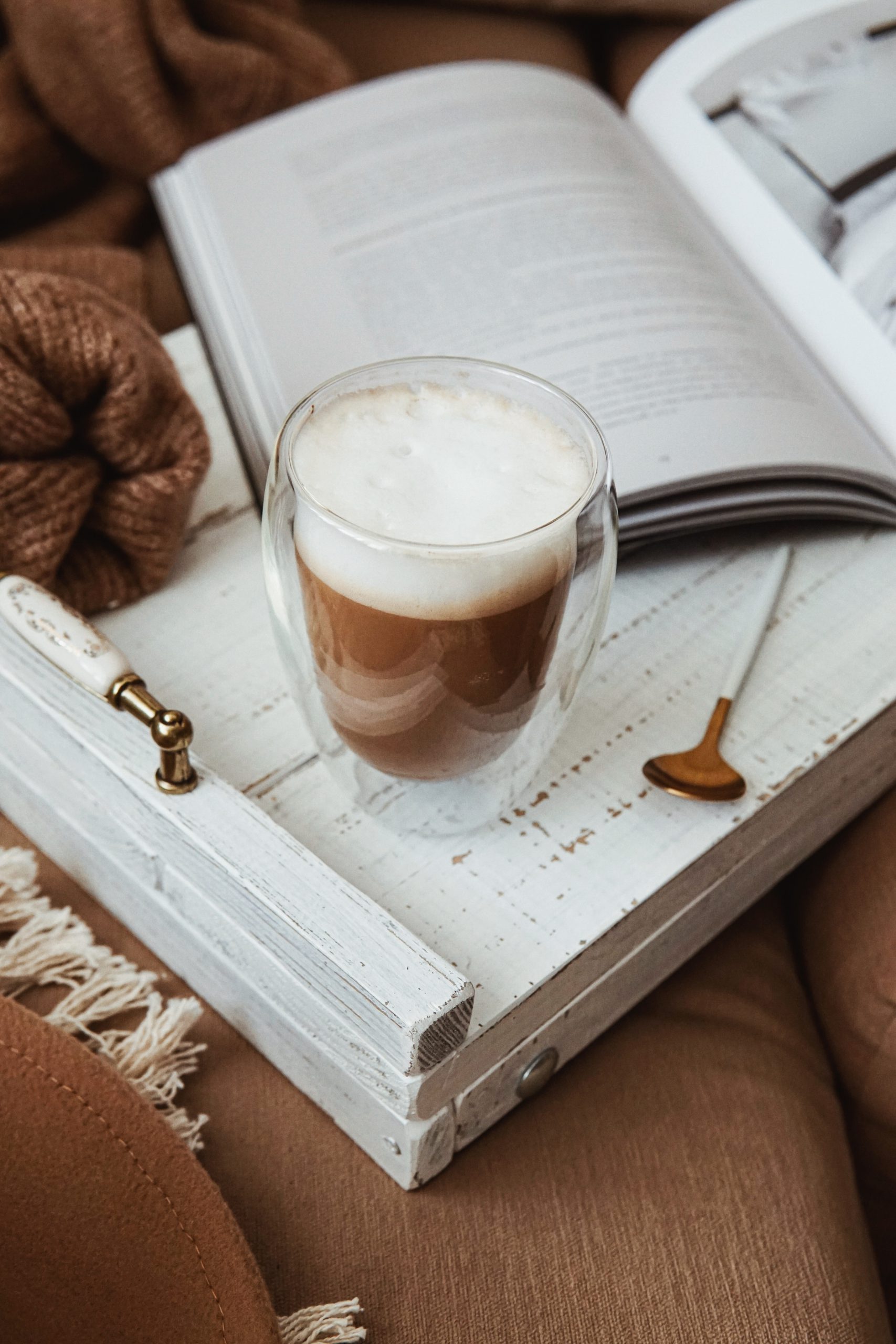 „Връщайки се там, където знаем кои сме, е лек за всяка душа.“