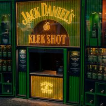 Първият Klek Shot бар отвори в София