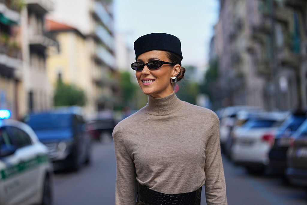 Pillbox – как да носим любимата шапка на Джаки Кенеди днес