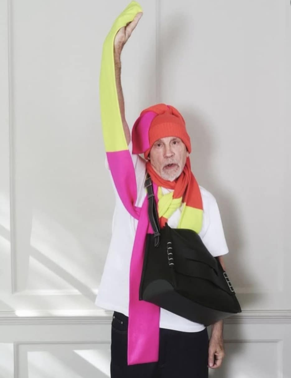 Джон Малкович + JW Anderson: очаквано добра комбинация