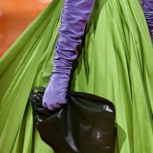 Как да носим ръкавици: новият моден фетиш