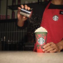Празниците започват още през ноември в Starbucks