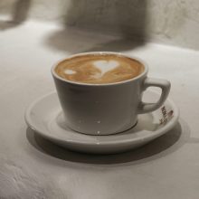 „Всеки човек, когото срещнете, знае нещо, което Вие не знаете. Учете се от него.“