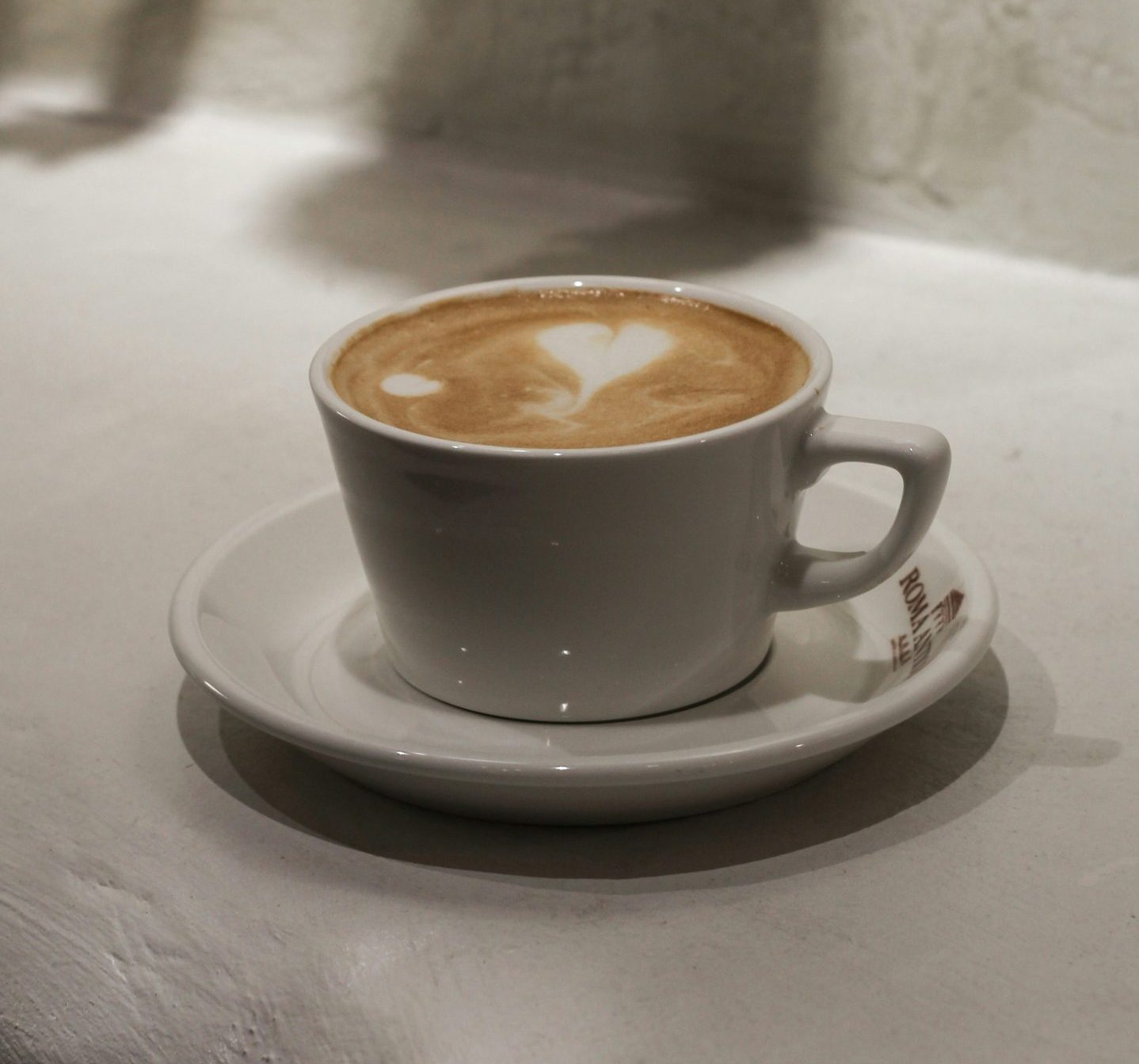 „Всеки човек, когото срещнете, знае нещо, което Вие не знаете. Учете се от него.“