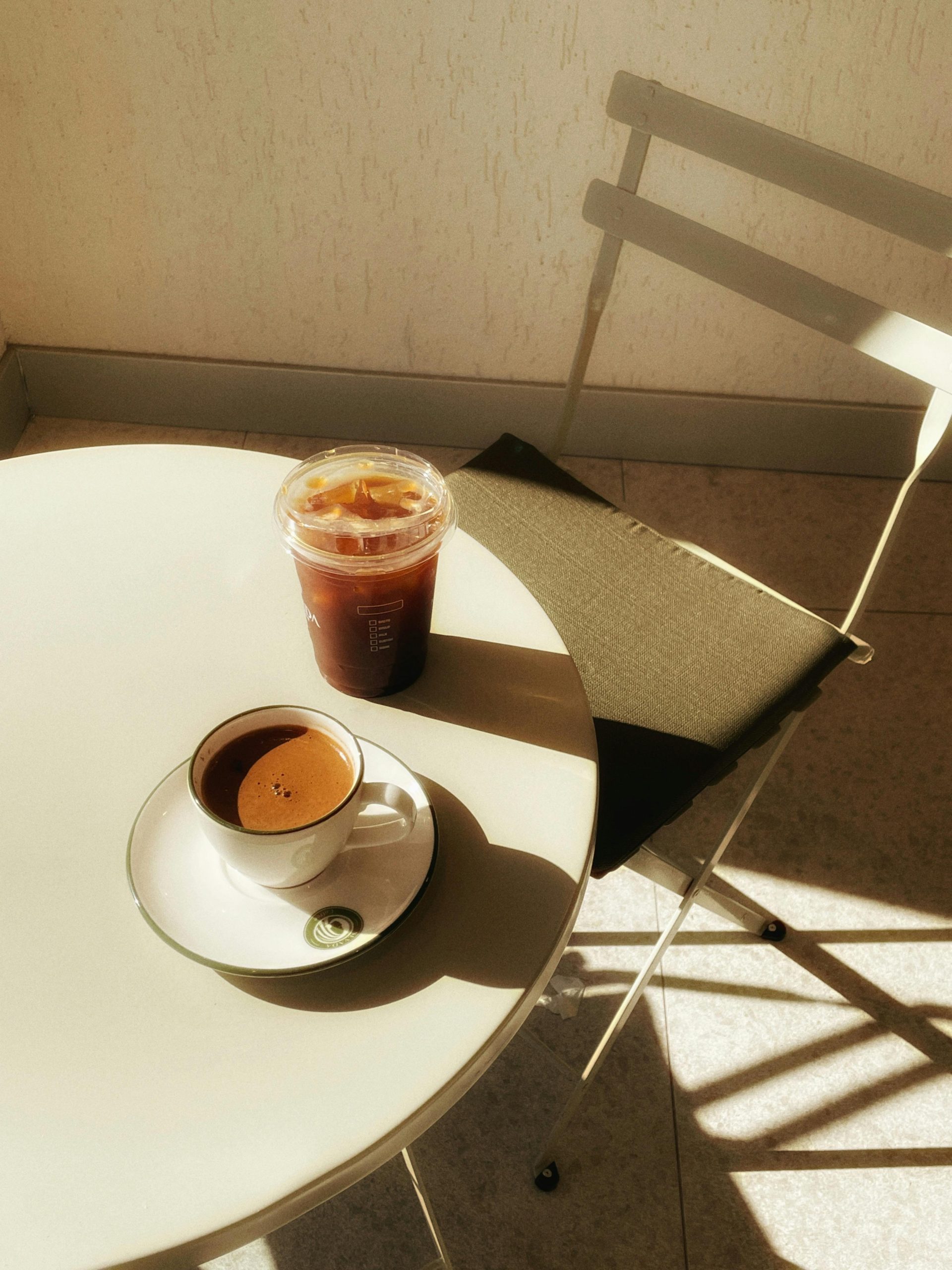 „Тя се усмихна и видях как целият свят стана по-светъл.“