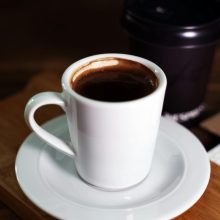 „Мълчанието не винаги е знак на съгласие. Понякога е знак, че не ти се спори с идиоти!“