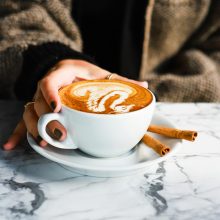 „Никой мъж не е в състояние да открадне нечия жена, ако тя е щастлива.“