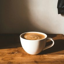 „Раната е място, през което светлината влиза в теб.”