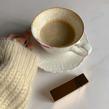 „Не се тревожи твърде много за хора, които не ги е грижа за теб.“