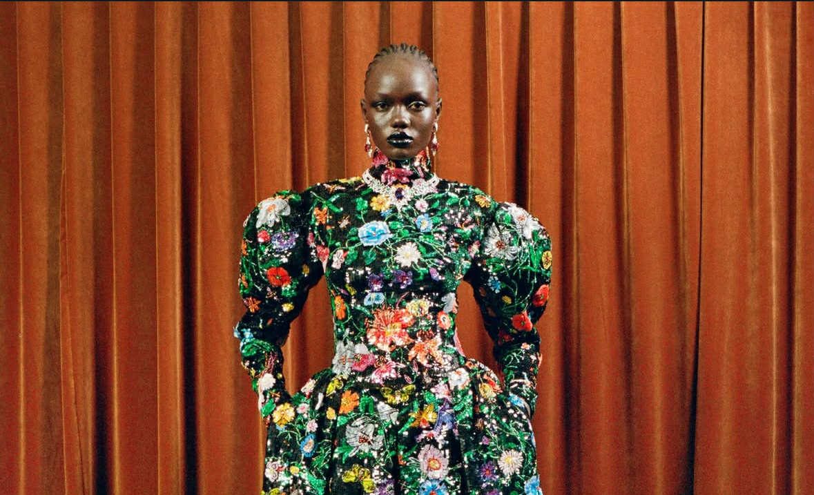 Kering започва да възстановява силите си