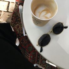 “Познаващият другите е умен, познаващият себе си е просветлен.”