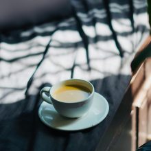 „Само живеенето не стига, човек трябва да има слънце, свобода и малко цветя.“