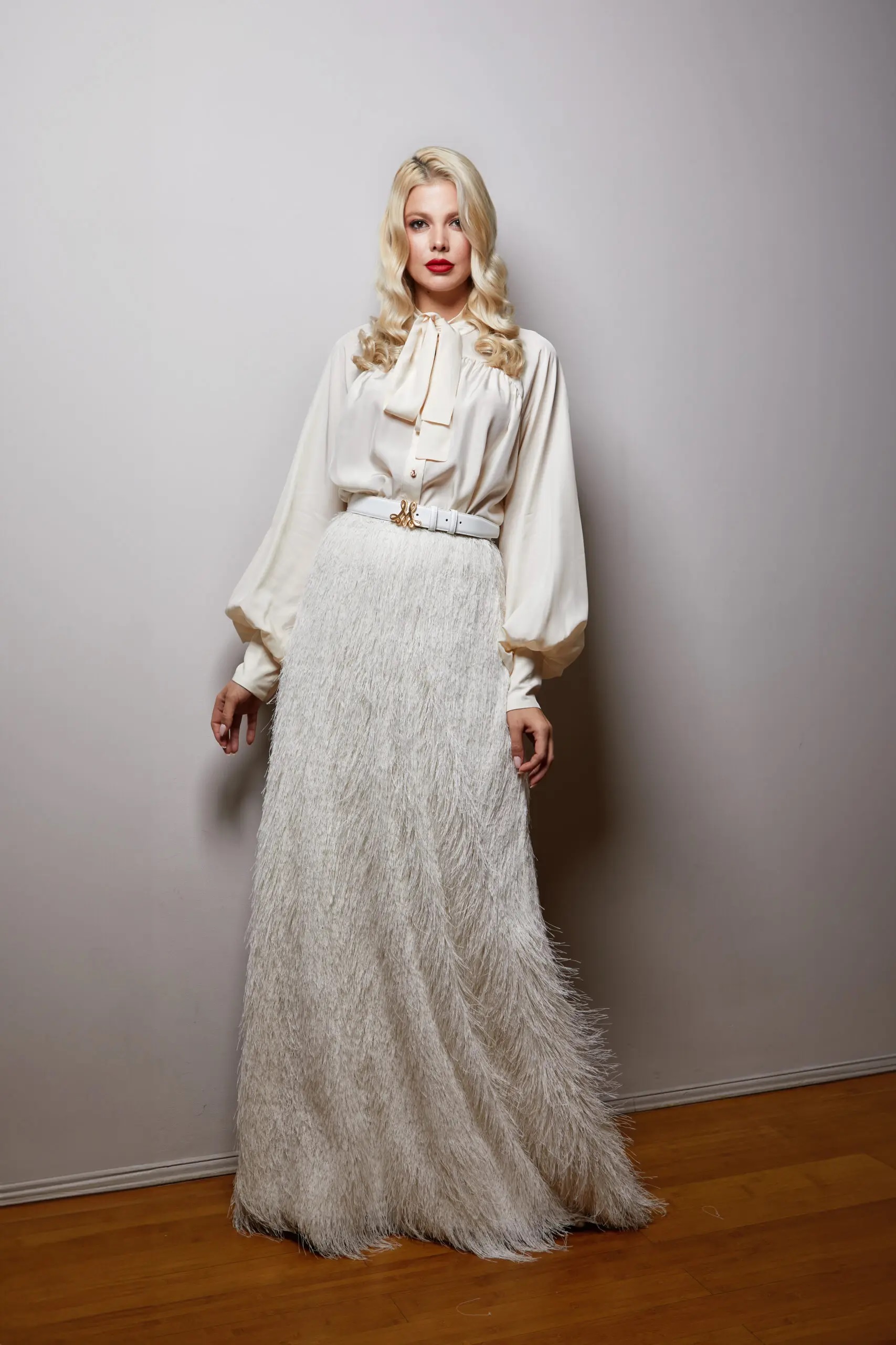 Long Fringed Skirt in White от Merlenne
