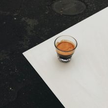 „Не позволявайте на другите да ви определят. Не позволявайте на миналото да ви ограничава.“