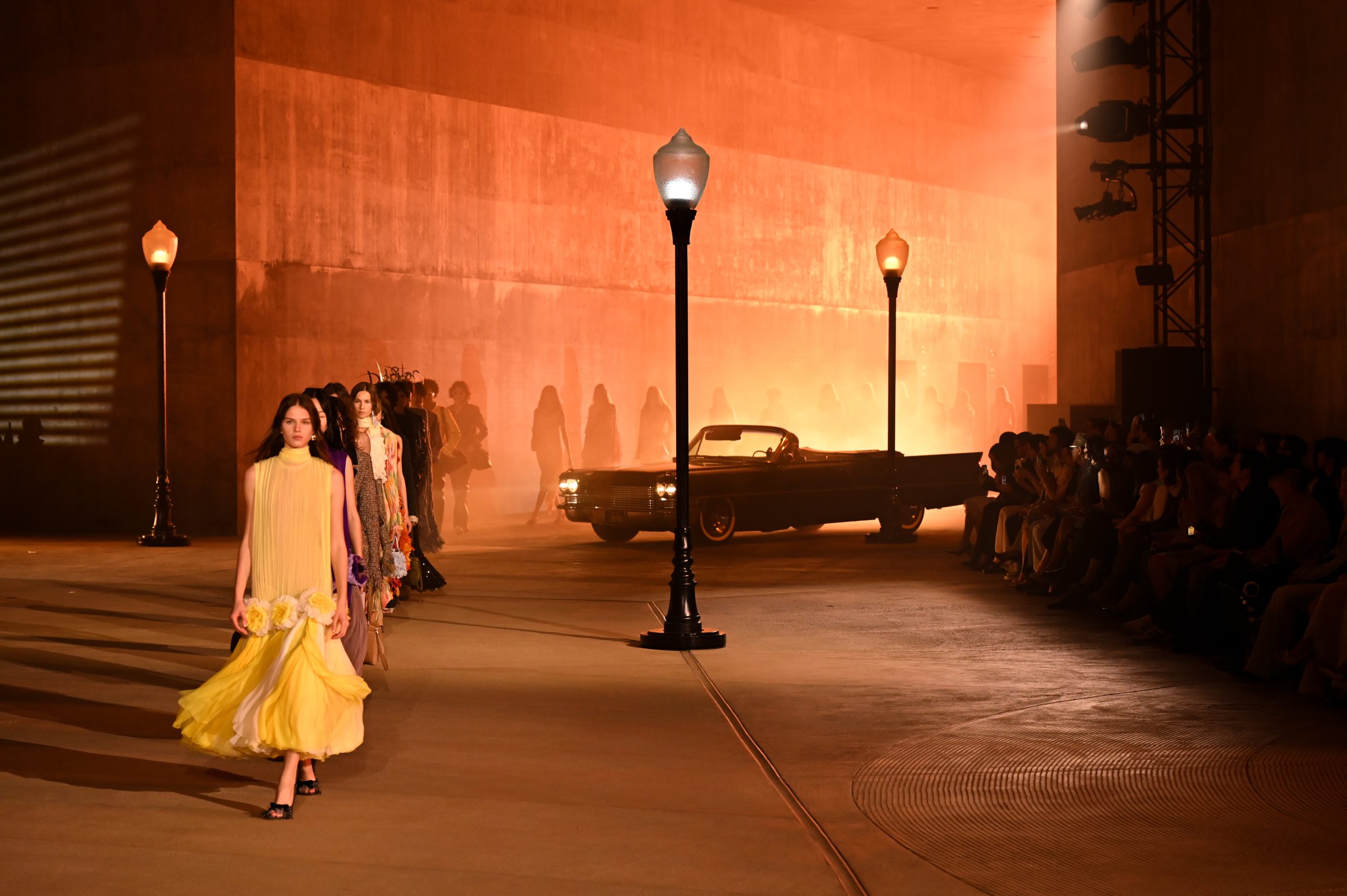 Dior Cruise 2027: френски шик в Холивуд