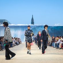 Louis Vuitton Men SS27: сърфирането като денди преживяване