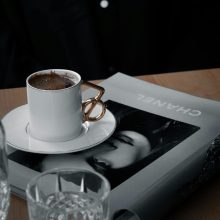 ”Човек не бива да позволява на часовника или календара да му пречат да види, че всеки миг от живота е чудо“
