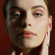 Неботоксните процедури, които променят anti-age грижата