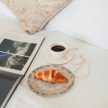 „Понякога животът не е толкова сериозен, колкото умът си мисли, че е.“